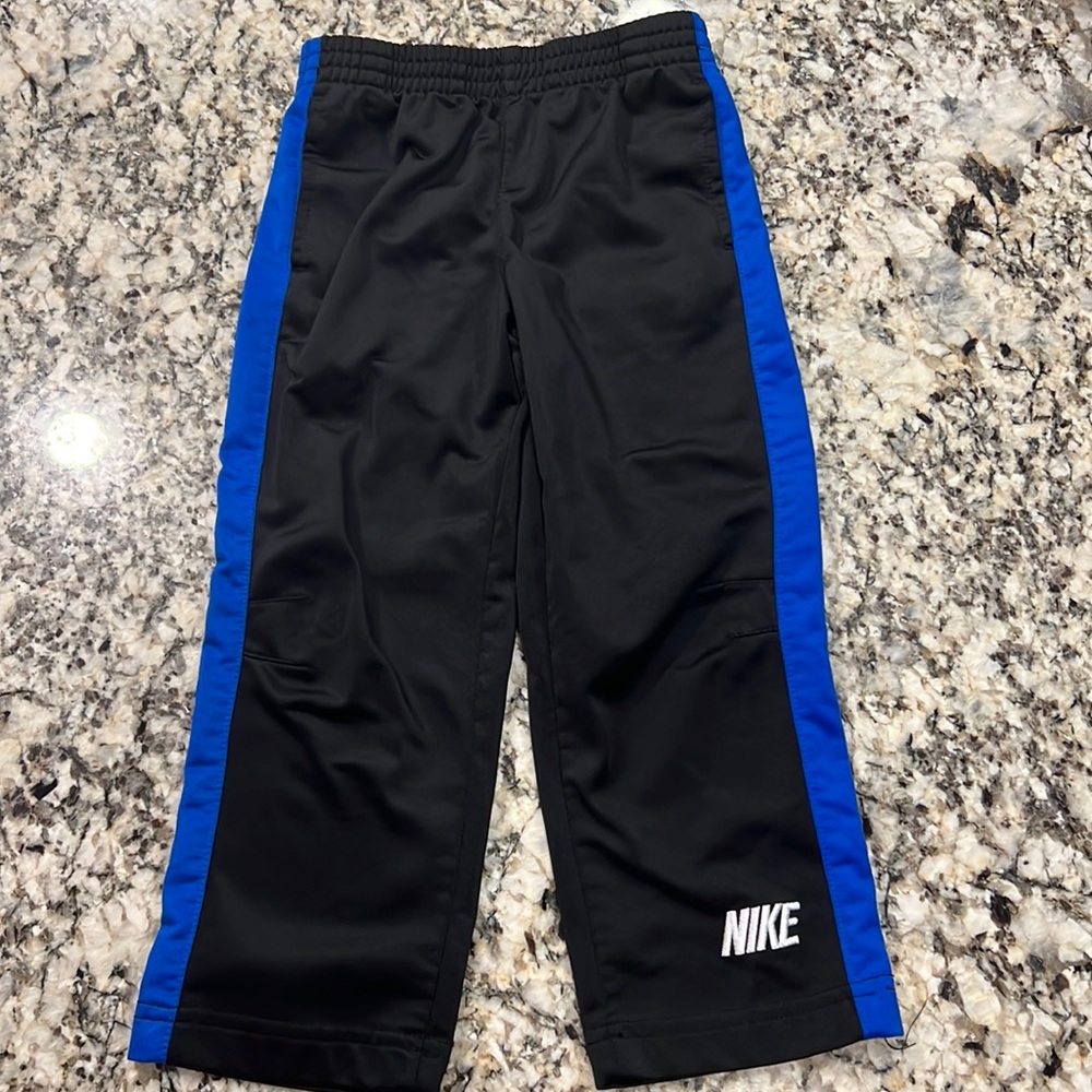 Nike Joggers sz 3t